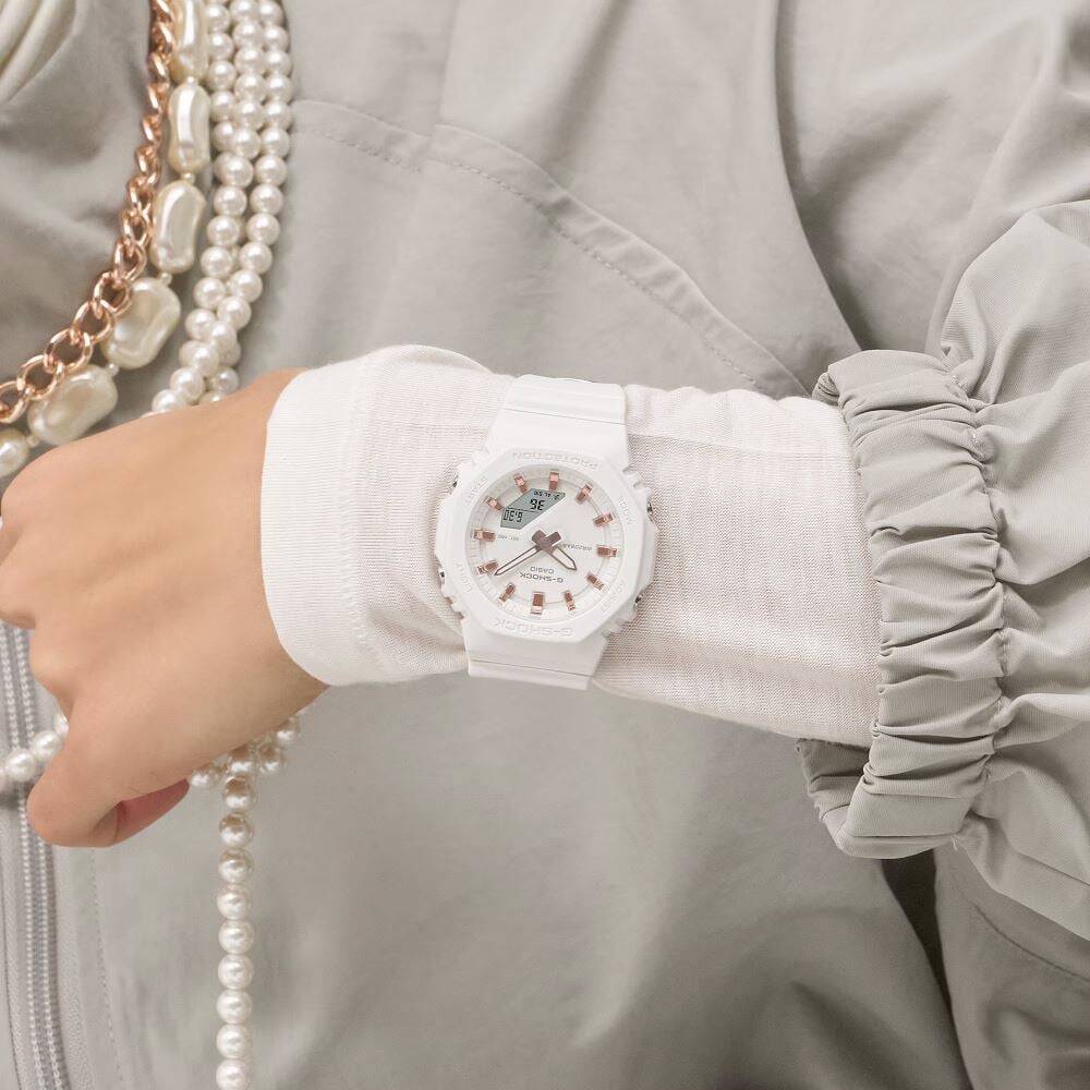 CASIO GMA-P2100M-7ADR