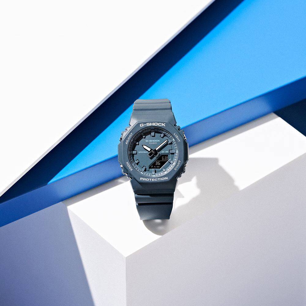 CASIO GMA-P2100BA-2ADR