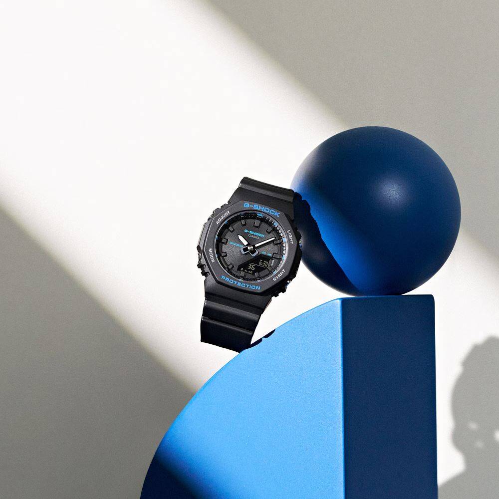 CASIO GMA-P2100BA-1ADR