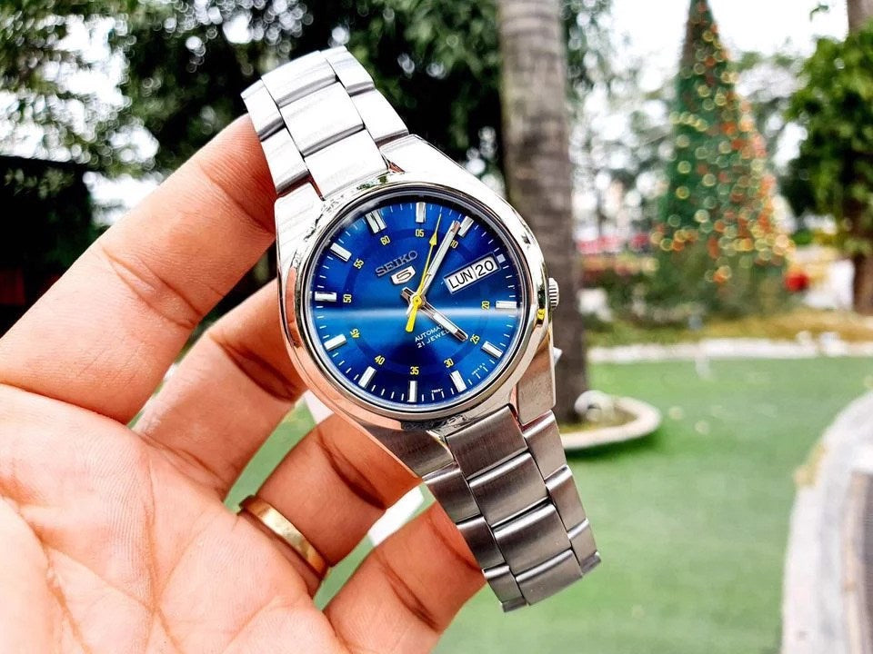 SEIKO SNK615K