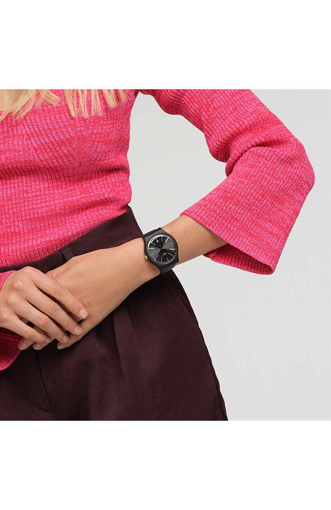SWATCH SO29B403